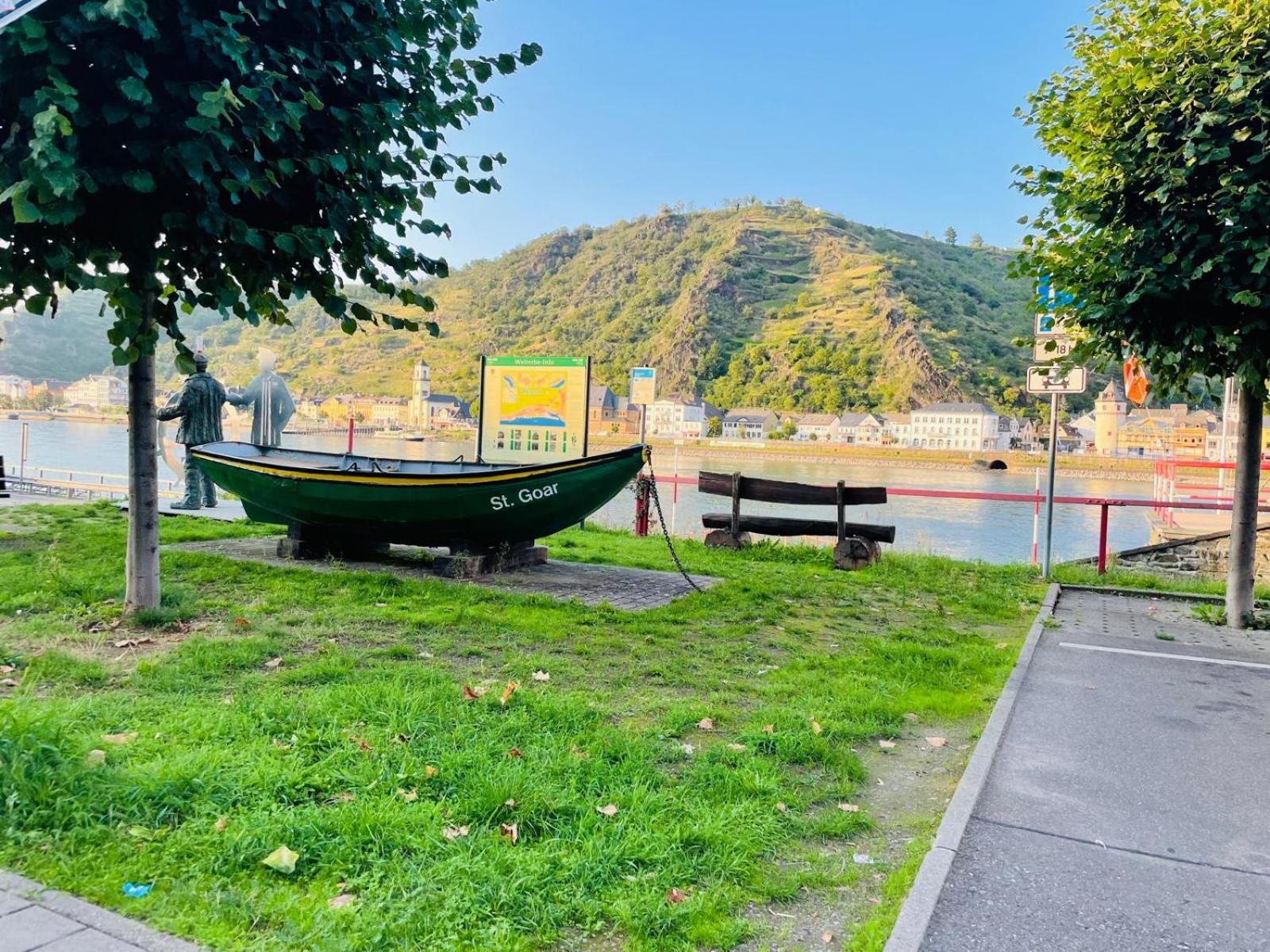 Apartment Rheinromantik Mit Blick Auf Burg Katz, Bis 4p Sankt Goar