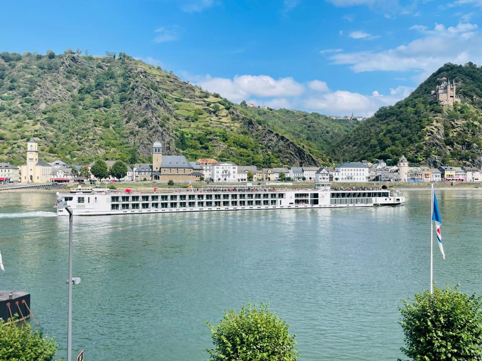 Rheinromantik Mit Blick Auf Burg Katz, Bis 4p Sankt Goar